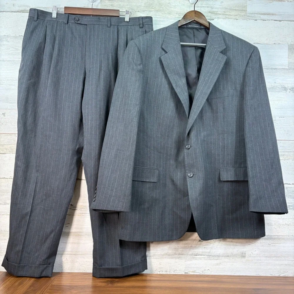 Chaps Mens Gray Pinstripe 100% Wool 2-Piece Suit 48L Jacket 41x30 Pleated‎ Pants